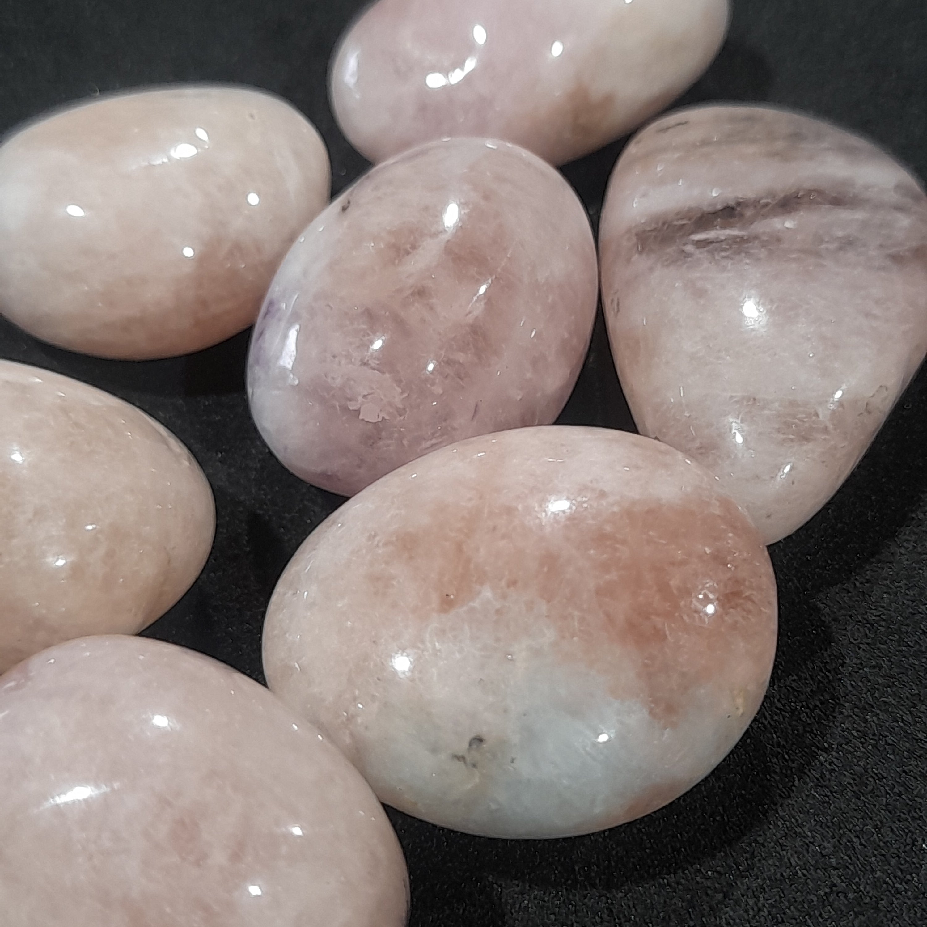Morganite ~ Tumbled stone (each)