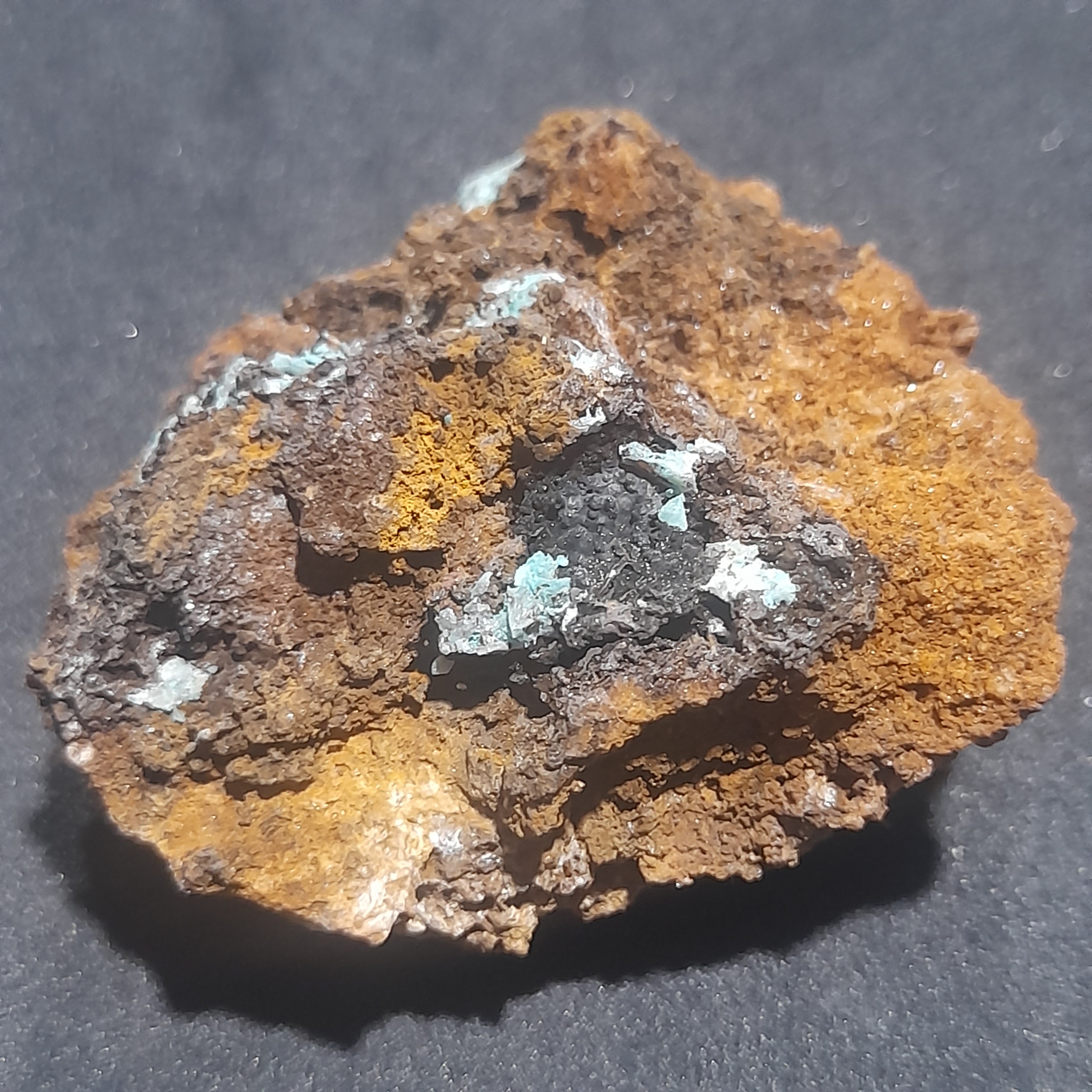 Cerussite with Rosasite