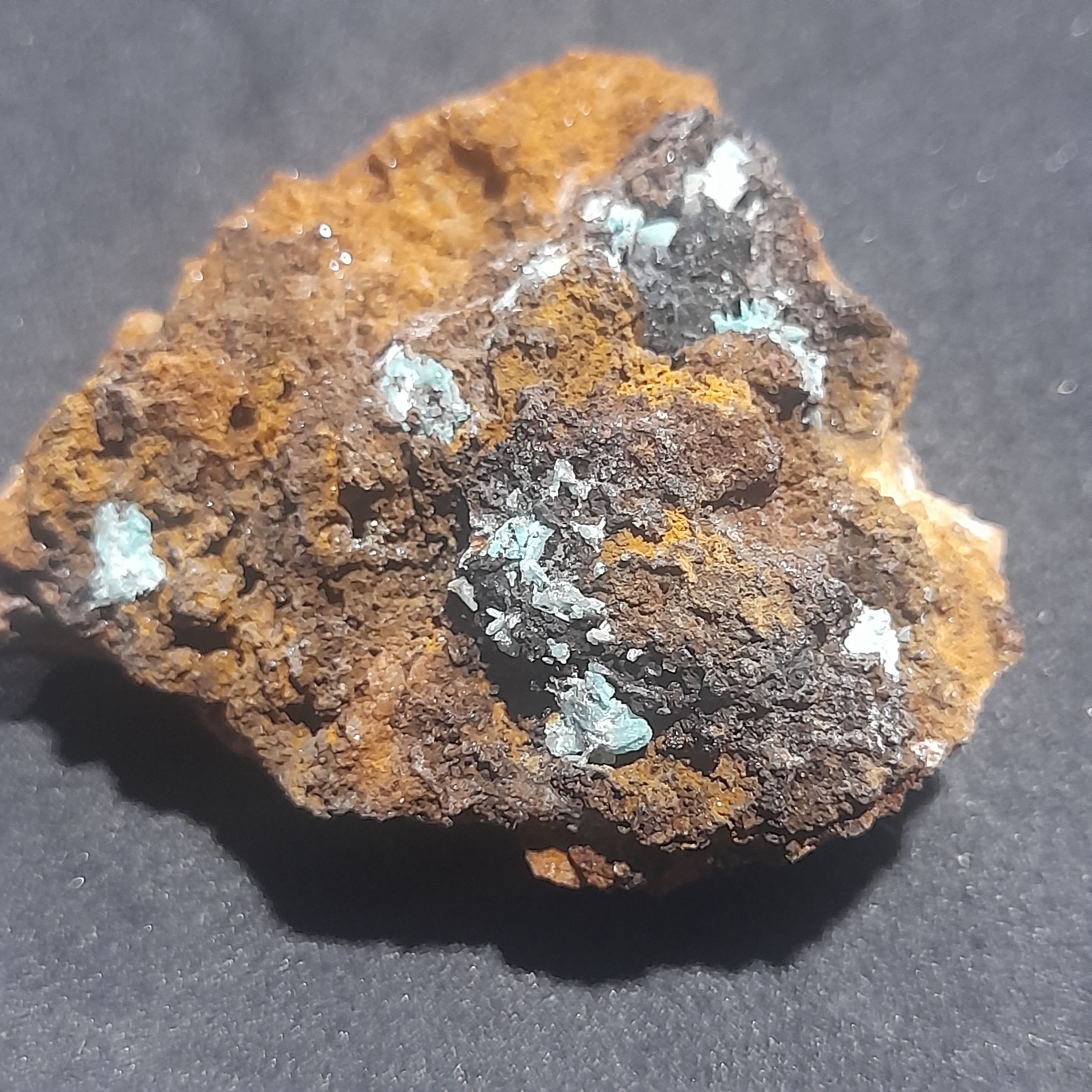 Cerussite with Rosasite