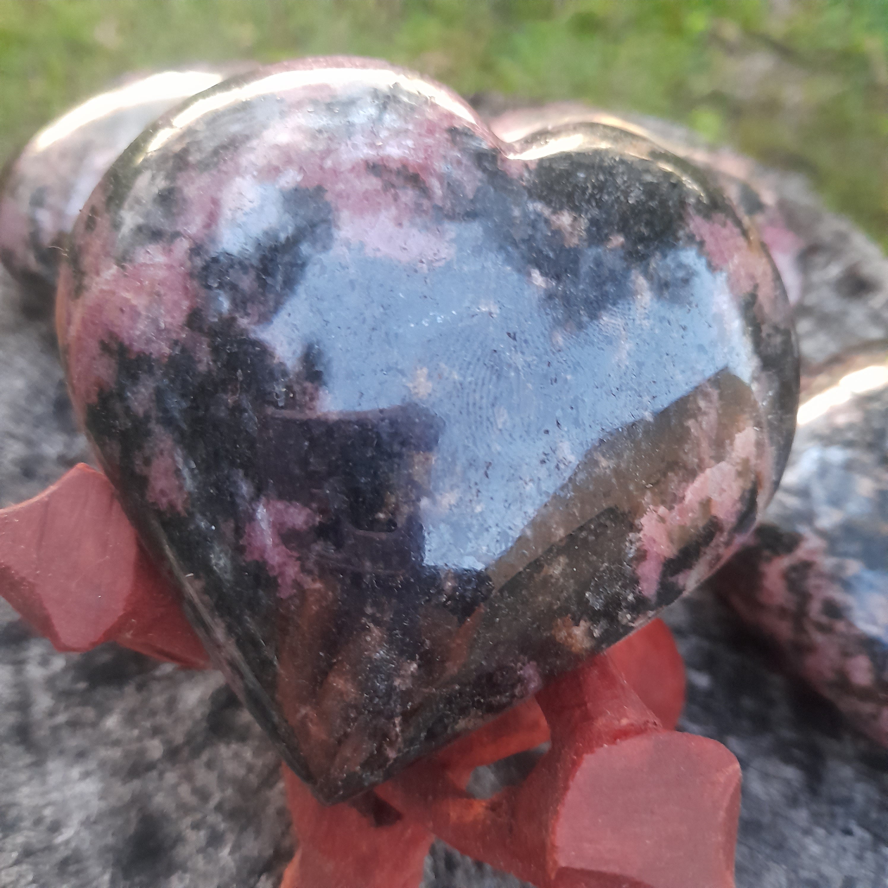 Rhodonite - Heart 355-365g