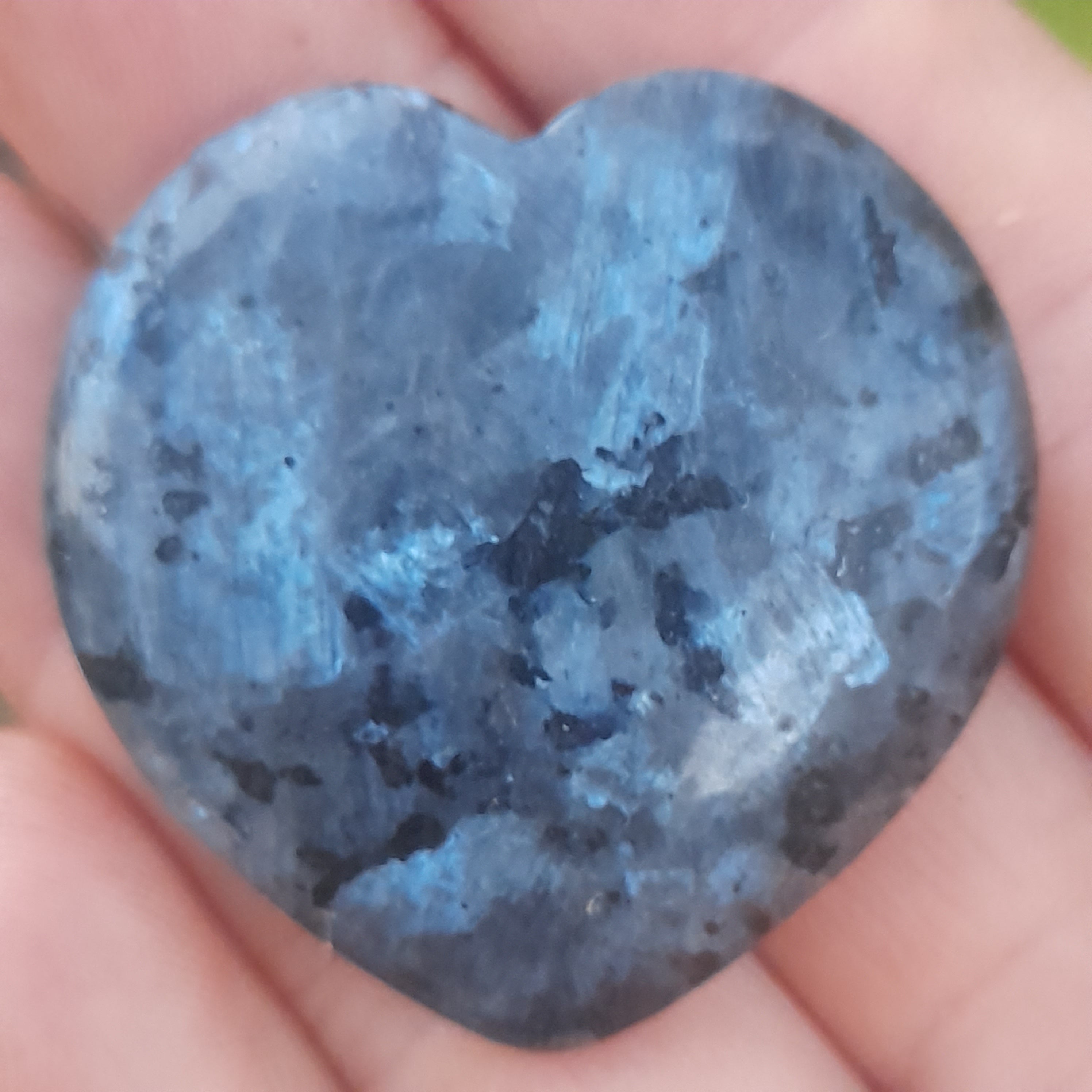 Black labradorite (Larvikite) ~ Heart small