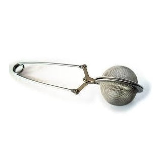 Teacup infuser with spring handle